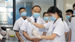 在中西醫結合的道路上走在世界前沿——記安徽中醫藥大學第一附屬醫院神經內科主任醫師楊文明