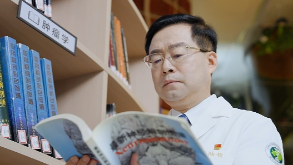 樸浩哲：神經腫瘤“微創時代”的引領者