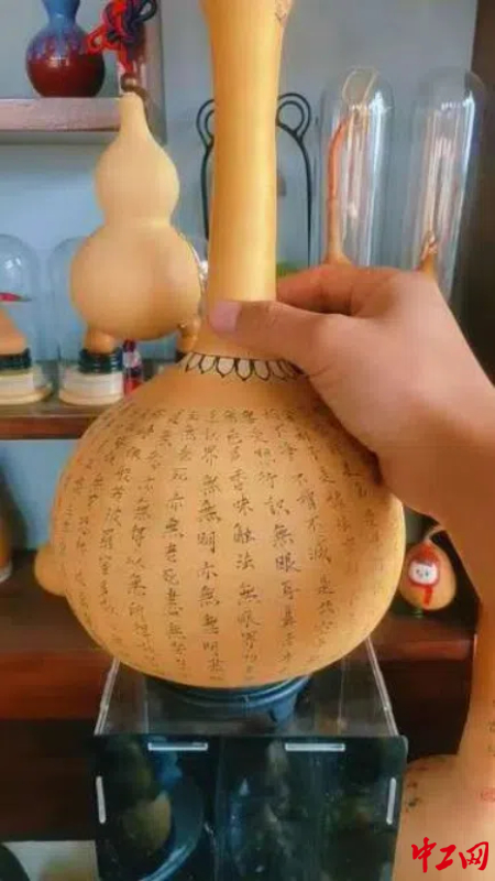 亢剛的作品。