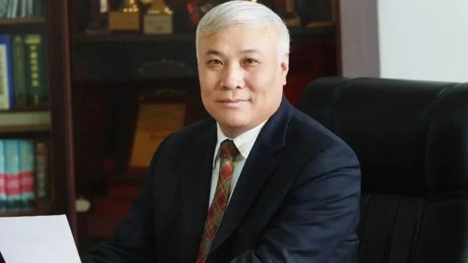 輝煌75載 與共和國同成長的勞動(dòng)模范｜領(lǐng)航者曹和平：以勞模精神書寫新中國商業(yè)傳奇