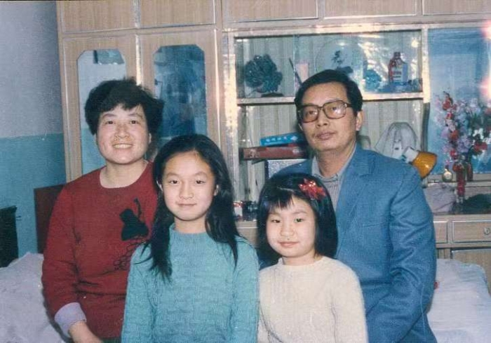 陳步烽一家四口的合影。（受訪者供圖）