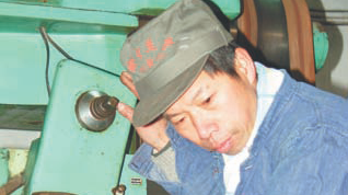 輝煌75載 與共和國同成長的勞動(dòng)模范 | 殷春銀：礦山發(fā)明家