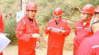 輝煌75載 與共和國同成長的勞動(dòng)模范 | 王海榮：油田里的“草根發(fā)明家”