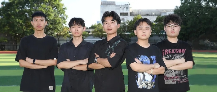 被特批不上夜班，5名富士康人重任在肩