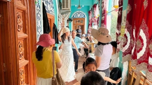 古爾邦節，喀什旅游市場火熱